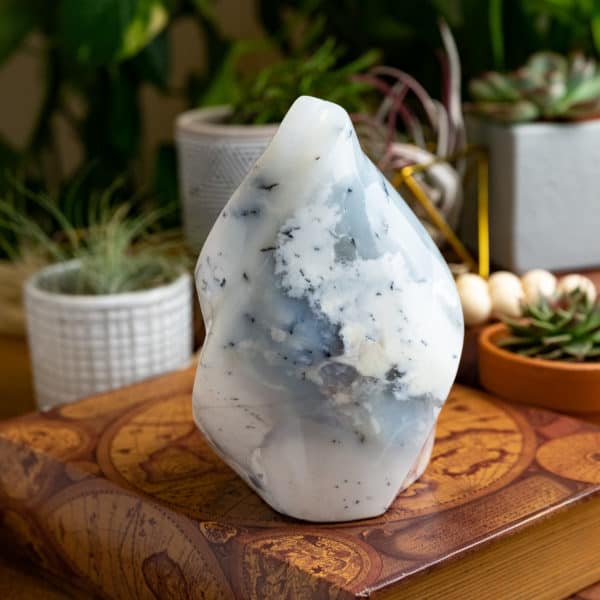 DENDRITIC AGATE CRYSTAL FLAMES