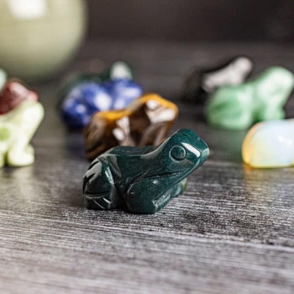 MOSS AGATE CRYSTAL FROGS